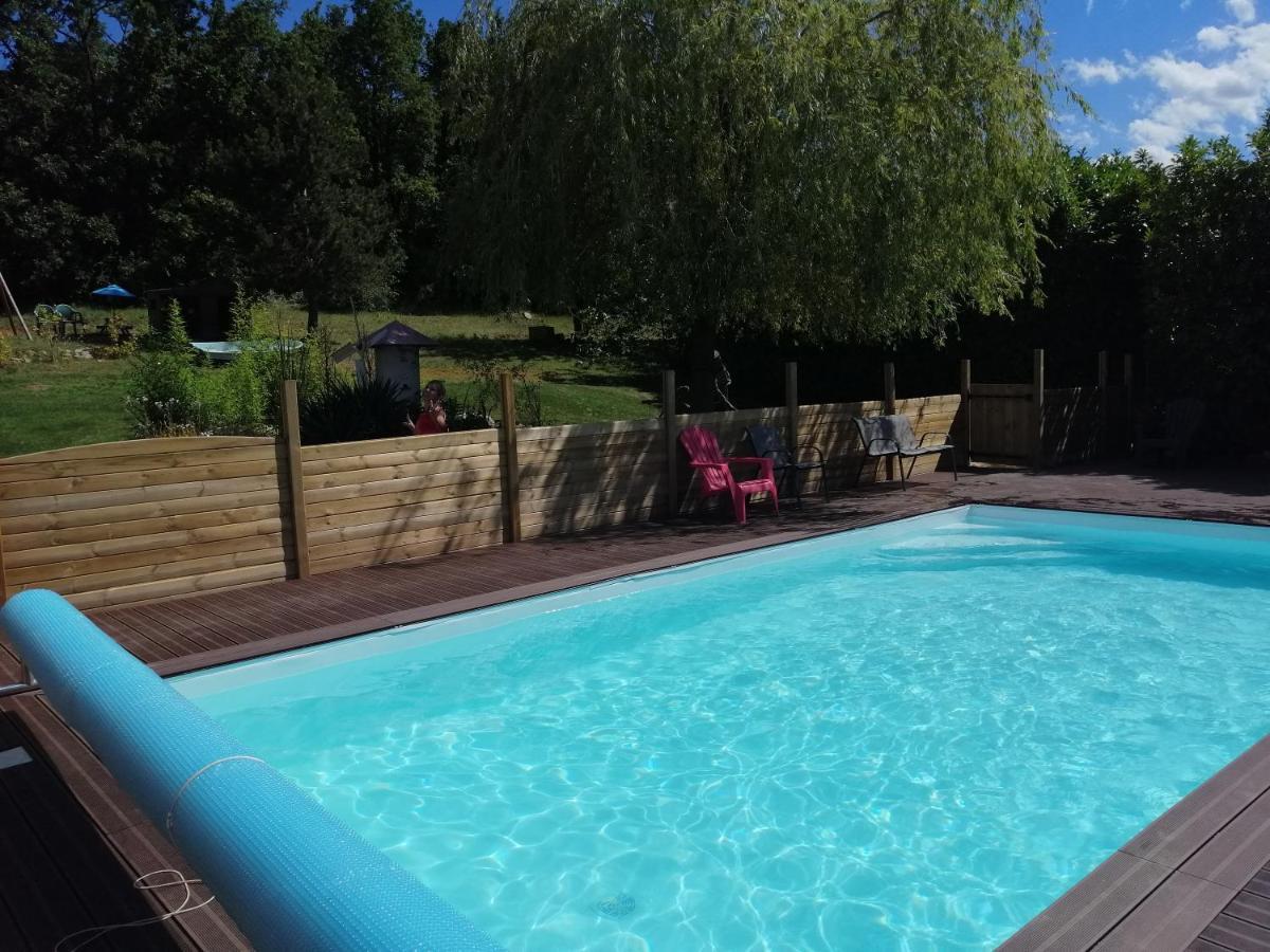 Patrice Et Chrstel Cabane En Bois Chatuzange-le-Goubet Exteriör bild